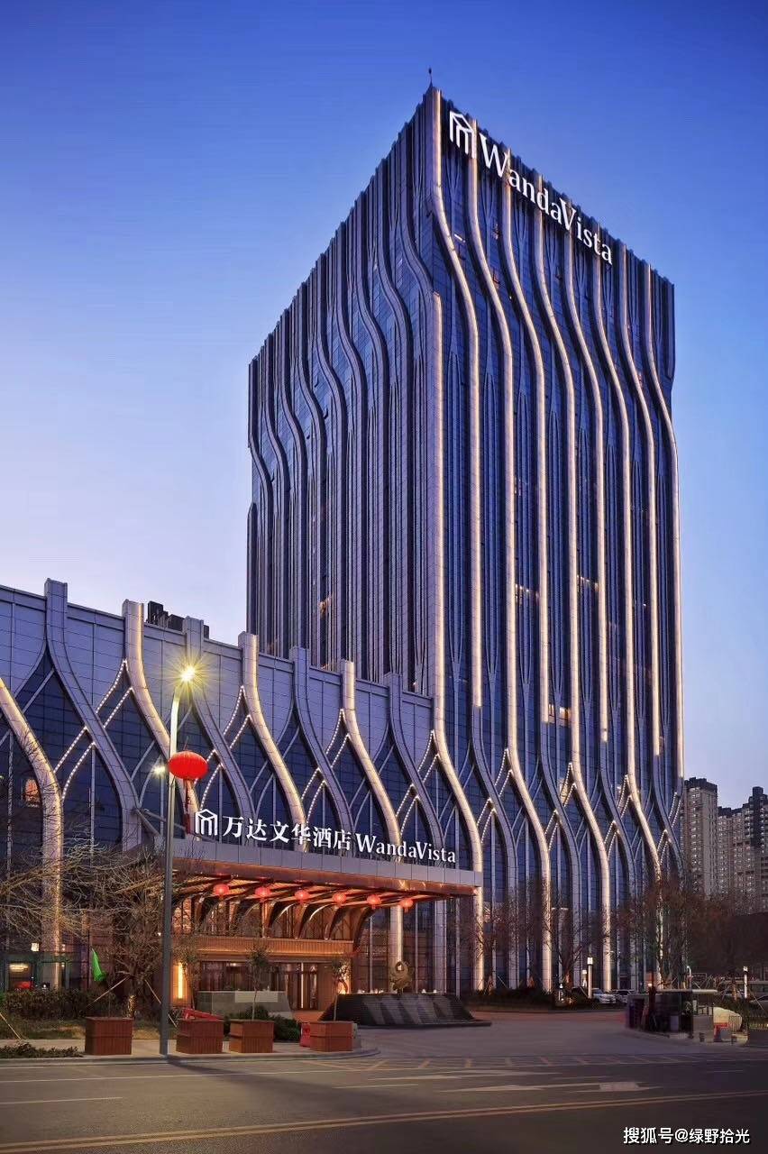 旅行社高端定制奢华体验不输分毫！开元棋牌新东方快车之外新疆中国(图3)